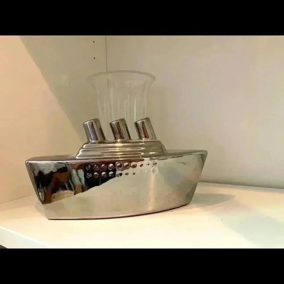 New Chrome Ship   - Picture 2 of 2